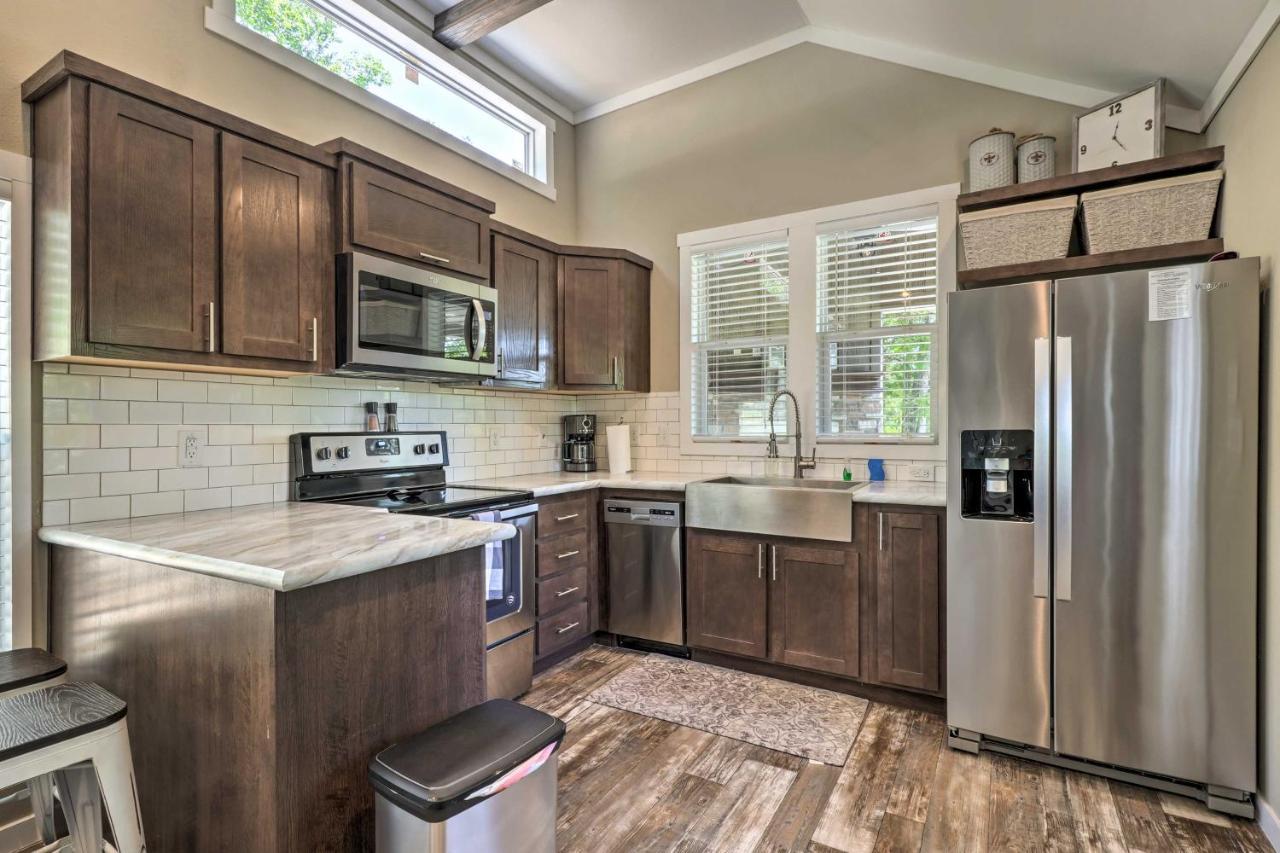 Branson Tiny Home On 52 Acres With Private Lake! Exteriér fotografie